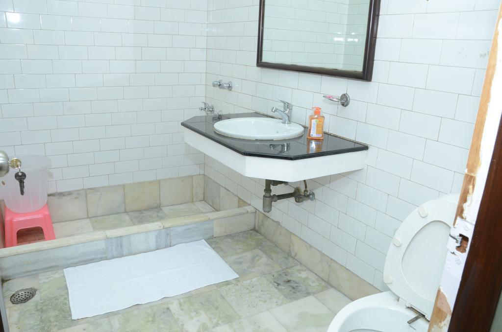 Namaste Apartments Yeni Delhi Dış mekan fotoğraf