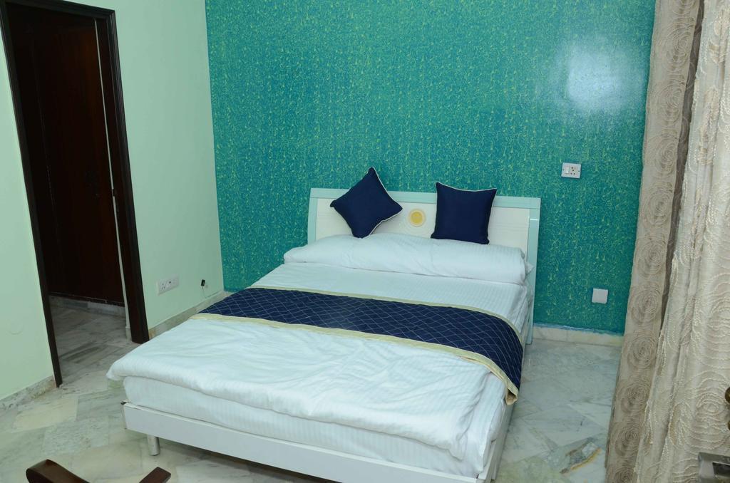 Namaste Apartments Yeni Delhi Dış mekan fotoğraf