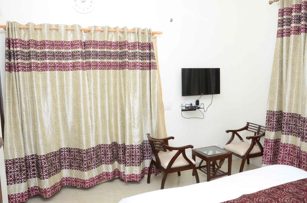 Namaste Apartments Yeni Delhi Dış mekan fotoğraf