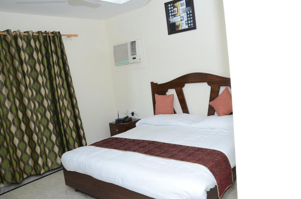 Namaste Apartments Yeni Delhi Dış mekan fotoğraf